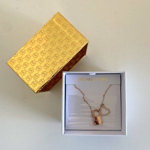 MICHAEL KORS Lock and Heart Necklace